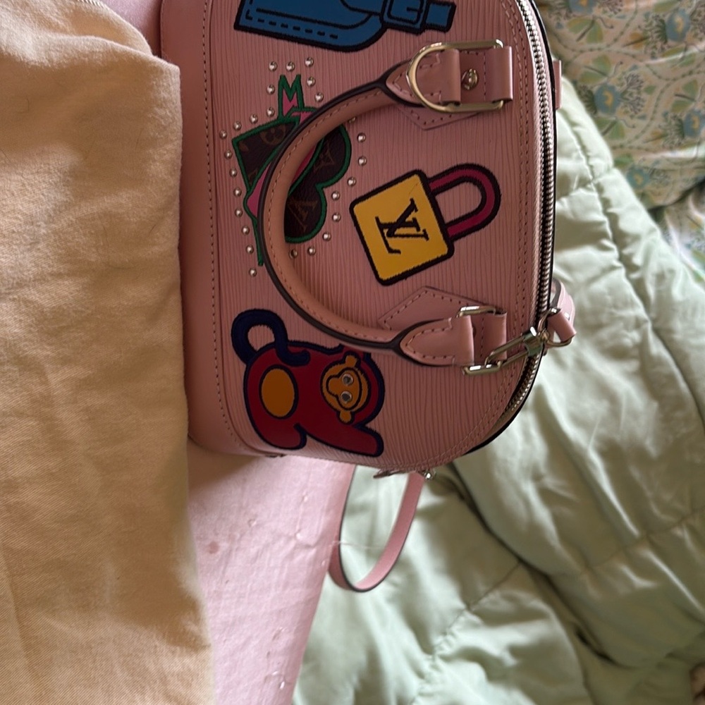 Pink custom real LV.